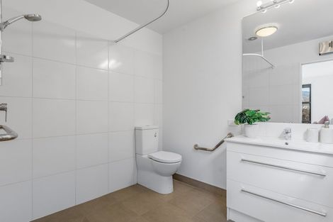 Photo of property in 132 Port Hills Road, Heathcote Valley, Christchurch, 8022