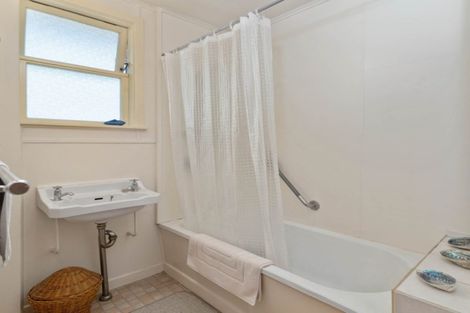 Photo of property in 283 Malfroy Road, Pomare, Rotorua, 3015