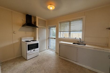 Photo of property in 12d Dawn Place, Te Atatu South, Auckland, 0610