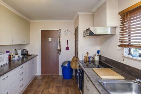 Photo of property in 11 Sandstrom Grove, Feilding, 4702