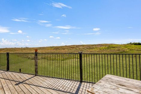 Photo of property in 10 Selliera Place, Papamoa Beach, Papamoa, 3118