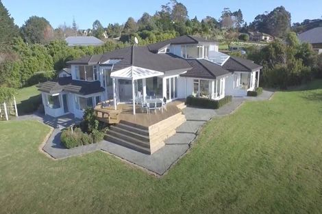Photo of property in 332e Redoubt Road, Totara Park, Auckland, 2019
