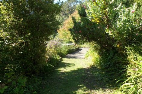 Photo of property in 19 Adams Road, Thornton Bay, Thames, 3575