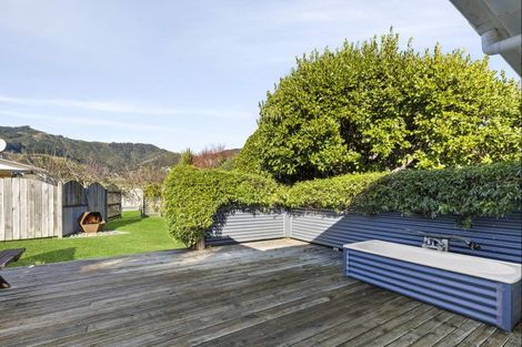 Photo of property in 670 Abel Tasman Drive, Clifton, Takaka, 7183