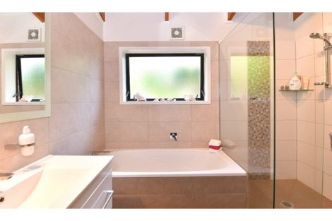 Photo of property in 11b Orewa Heights Crescent, Orewa, 0931