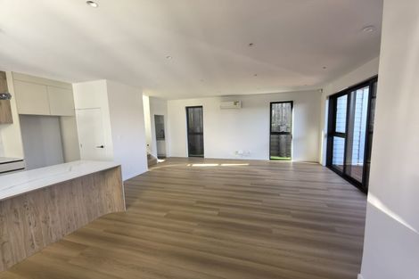 Photo of property in 1b Altair Place, Windsor Park, Auckland, 0632