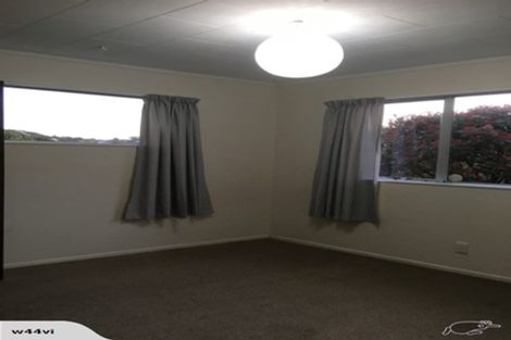 Photo of property in 12 Venus Place, Whitby, Porirua, 5024
