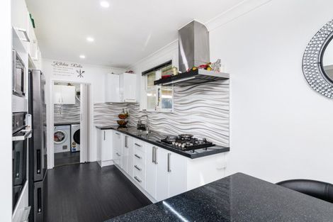 Photo of property in 30 Thames Street, Roslyn, Palmerston North, 4414