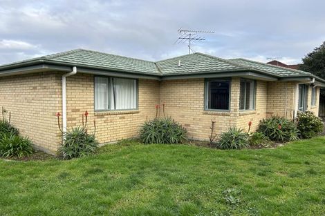 Photo of property in 15a Edinburgh Street, Tuakau, 2121