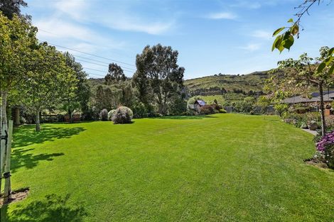 Photo of property in 5 Highlight Lane, Heathcote Valley, Christchurch, 8022
