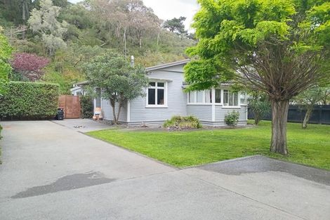 Photo of property in 7 Main Street, Hospital Hill, Napier, 4110