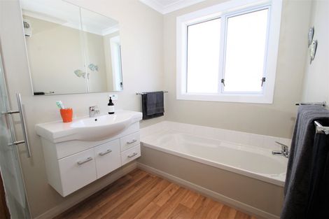 Photo of property in 26 Tay Street, Mosgiel, 9024