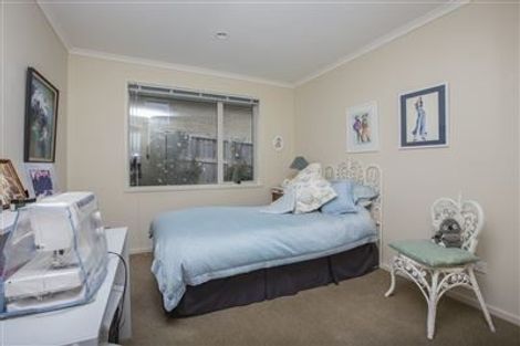 Photo of property in 2 Parkdale Close, Snells Beach, 0920