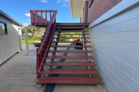 Photo of property in 3 Riverina Avenue, Pakuranga, Auckland, 2010