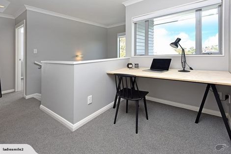 Photo of property in 69a Barrack Road, Mount Wellington, Auckland, 1060