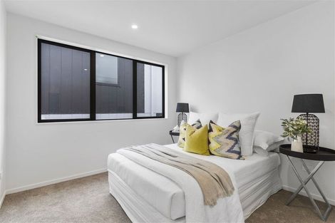 Photo of property in 2/258 Lake Road, Hauraki, Auckland, 0622