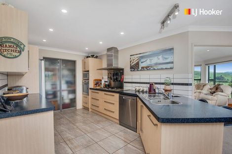 Photo of property in 756 Waihola Highway, Clarendon, Outram, 9073