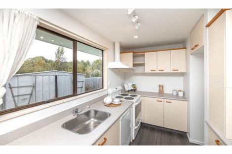 Photo of property in 2/79 Ottawa Road, Wainoni, Christchurch, 8061