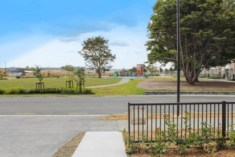 Photo of property in 9 Pepene Avenue, Takanini, 2112