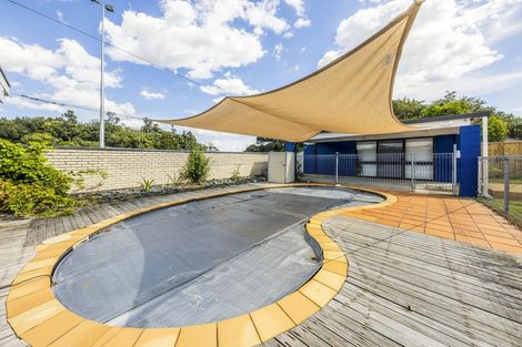 Photo of property in 32 Beach Road, Pahurehure, Papakura, 2113