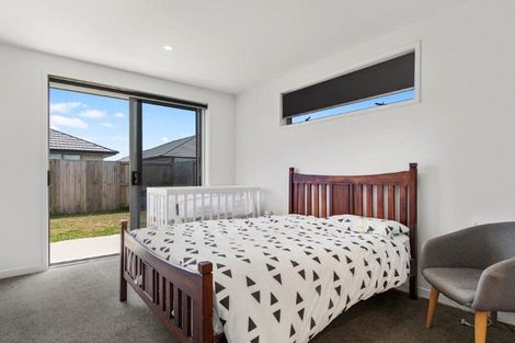 Photo of property in 37 Te Wharo Drive, Papamoa, 3118