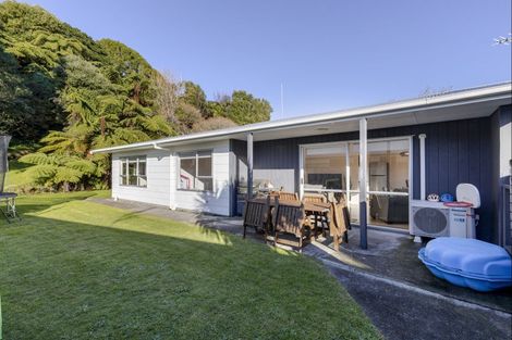 Photo of property in 21 Heaphy Street, Westown, New Plymouth, 4310