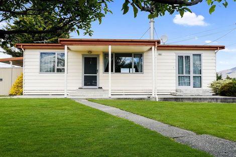 Photo of property in 126 Mackenzie Drive, Twizel, 7901