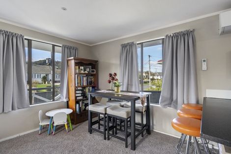 Photo of property in 2/79 Molesworth Street, Taita, Lower Hutt, 5011