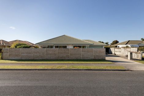 Photo of property in 160 Pacific View Road, Papamoa Beach, Papamoa, 3118