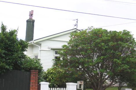Photo of property in 98 Ranui Crescent, Khandallah, Wellington, 6035