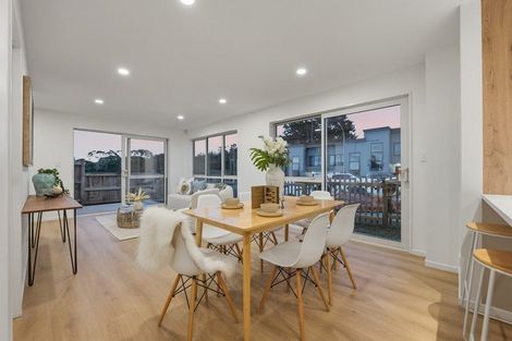 Photo of property in 6a Kaimai Avenue, Massey, 0614