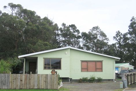 Photo of property in 7 Elder Grove, Paraparaumu, 5032