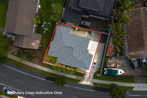 Photo of property in 16 Gosford Drive, Botany Downs, Auckland, 2010