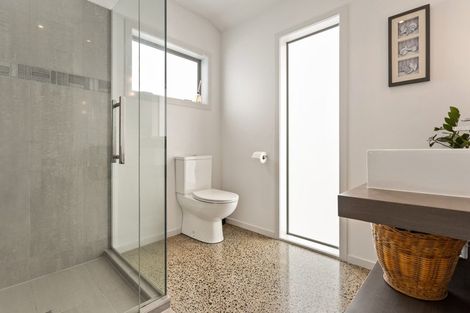 Photo of property in 152 Centennial Drive, Whitianga, 3510