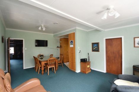 Photo of property in 54 Arthur Street, Gladstone, Invercargill, 9810