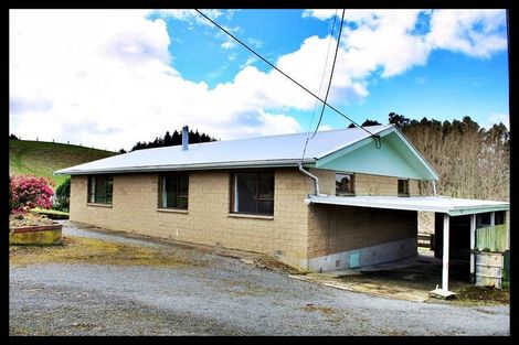 Photo of property in 20 Old Port Road, Warepa, Balclutha, 9273