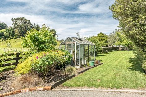 Photo of property in 15 Ngatarua Road, Putiki, Whanganui, 4500