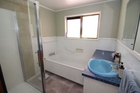 Photo of property in 13 Thompson Street, Tokoroa, 3420