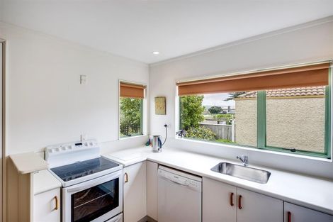 Photo of property in 8/178 Charles Street, Westshore, Napier, 4110