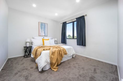 Photo of property in 8a Sharland Avenue, Manurewa, Auckland, 2102