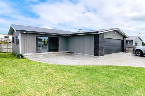 Photo of property in 64a Virtue Crescent, Karikari Peninsula, 0483