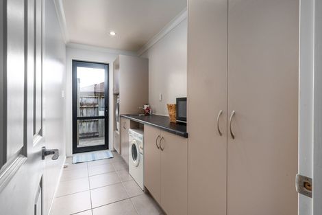 Photo of property in 15 Diamond Court, Ashhurst, 4810