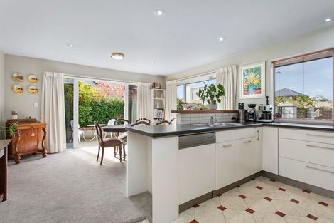Photo of property in 2/7 Kelson Lane, Ilam, Christchurch, 8041