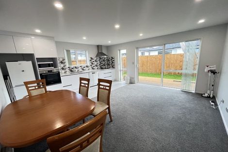 Photo of property in 5a Rapoi Lane, Karaka, Papakura, 2113