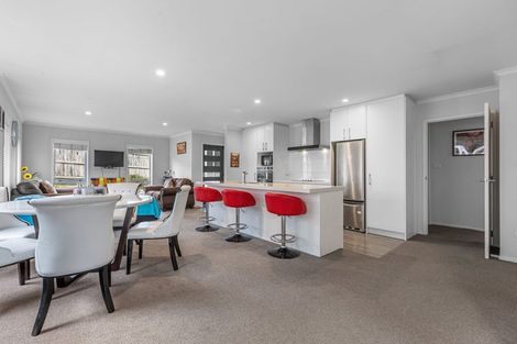 Photo of property in 68 Puhirake Crescent, Pyes Pa, Tauranga, 3112