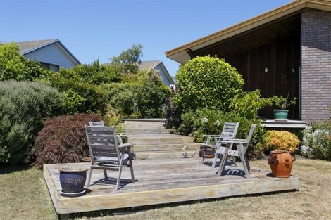 Photo of property in 20 Golders Place, Richmond Heights, Taupo, 3330