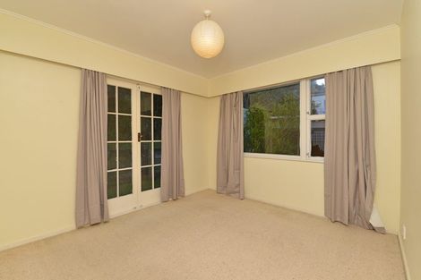 Photo of property in 141 Parkvale Road, Karori, Wellington, 6012