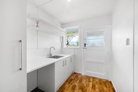 Photo of property in 39 Uxbridge Street, Redwood, Christchurch, 8051