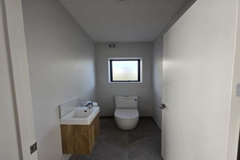 Photo of property in 58 Bond Crescent, Forrest Hill, Auckland, 0620