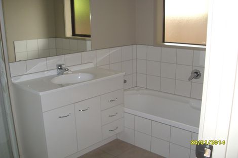 Photo of property in 6a Paterson Avenue, Pukekohe, 2120